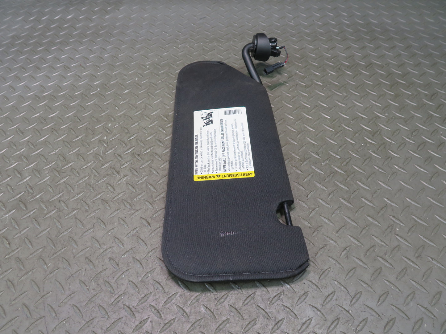 05-13 Chevrolet Corvette C6 Coupe Set of 2 Left & Right Sun Visor Black OEM