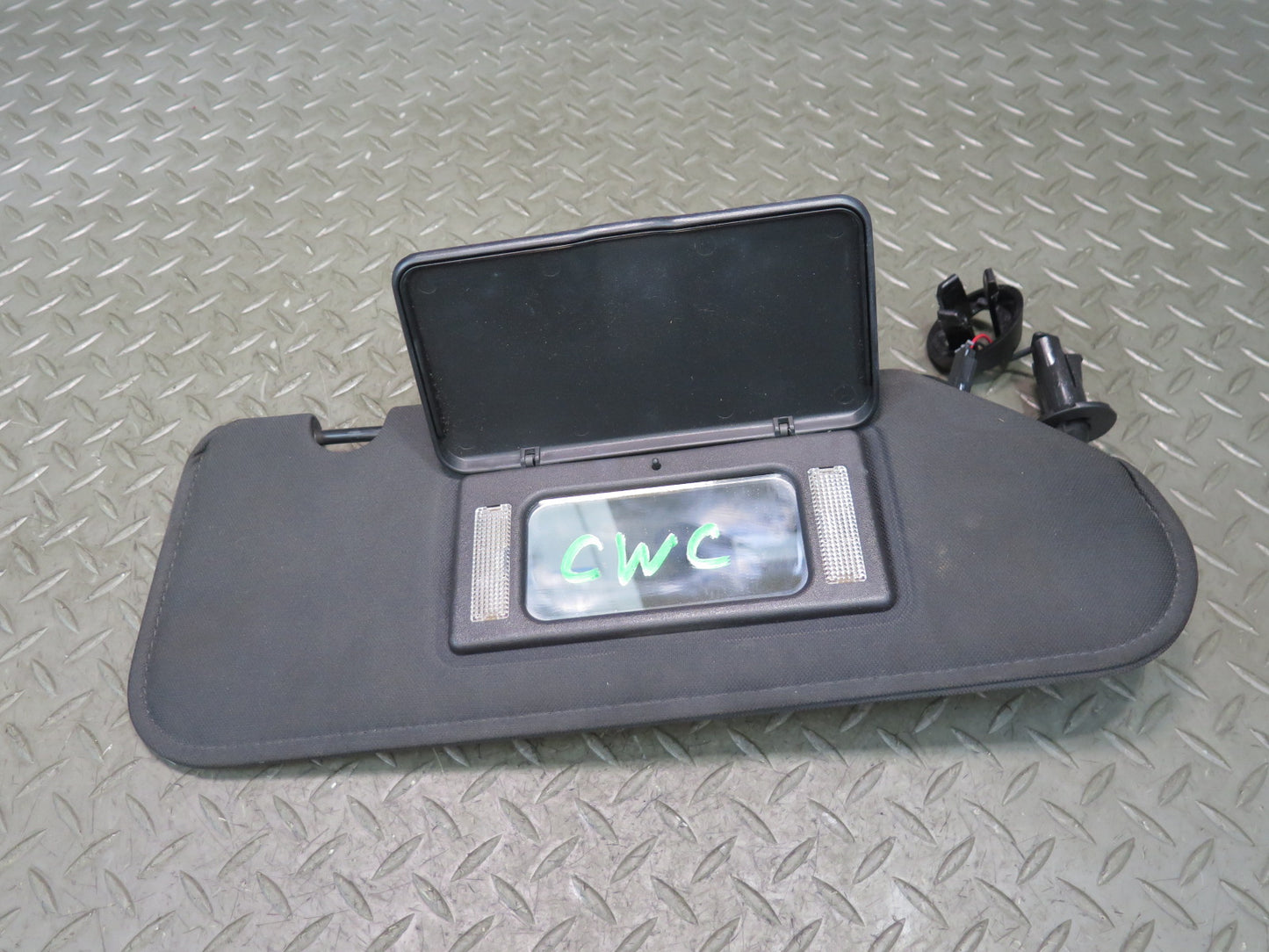 05-13 Chevrolet Corvette C6 Coupe Set of 2 Left & Right Sun Visor Black OEM