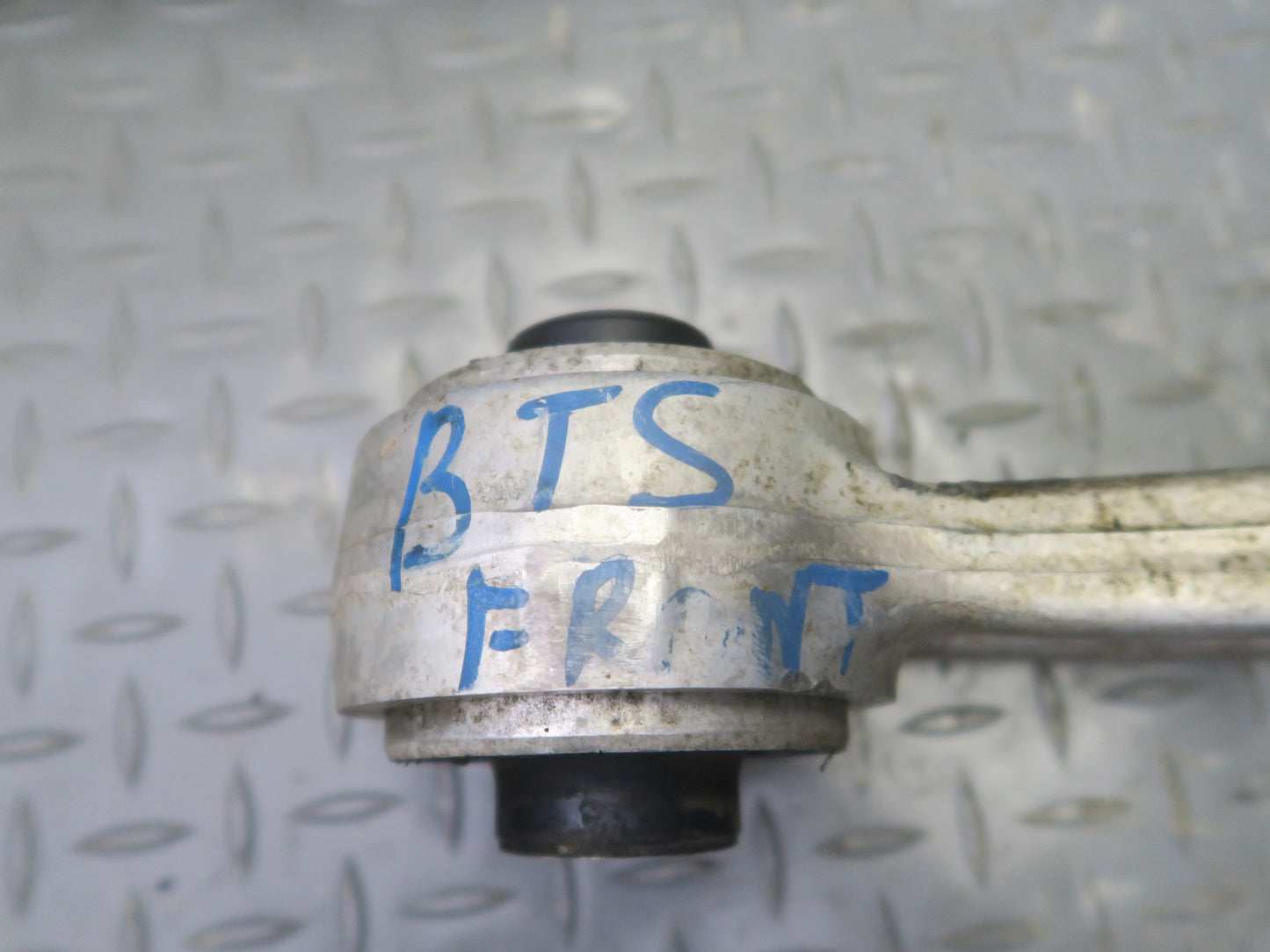 2016-2019 Tesla Model S 75D AWD Front Left Driver Side Lower Control Arm