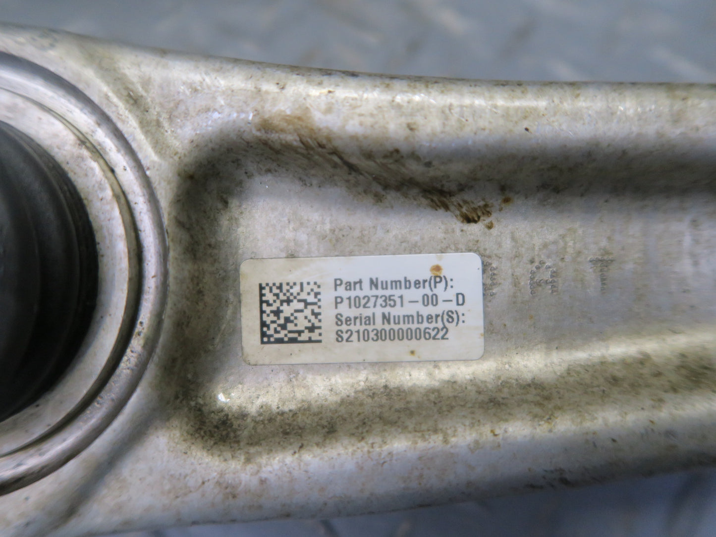 2016-2019 Tesla Model S 75D AWD Front Left Driver Side Lower Control Arm