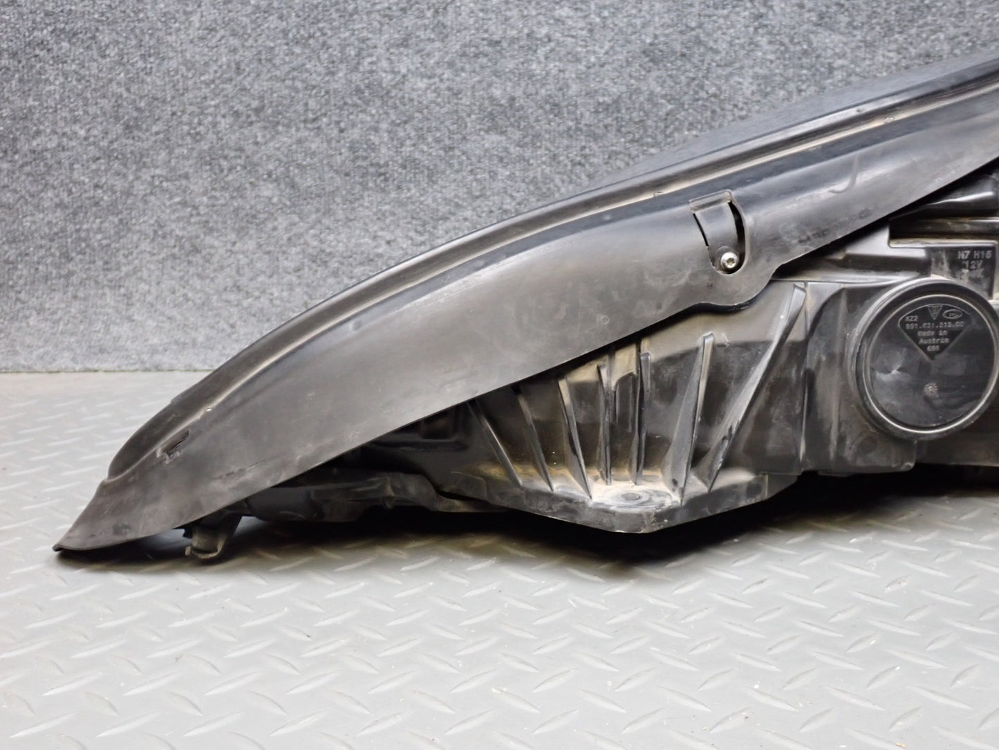 2015-2018 Porsche Macan Front Right Xenon Headlight Lamp W/ Ballast