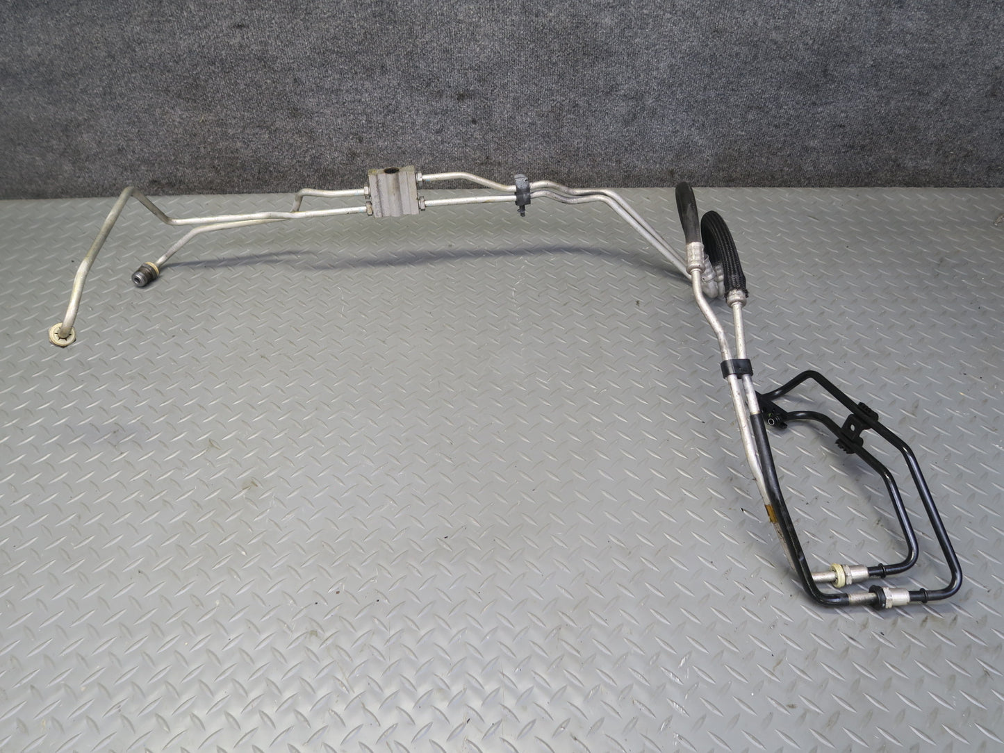 12-18 Jeep Wrangler JK 3.6L Automatic Transmission Oil Cooler Hose Pipe Line OEM