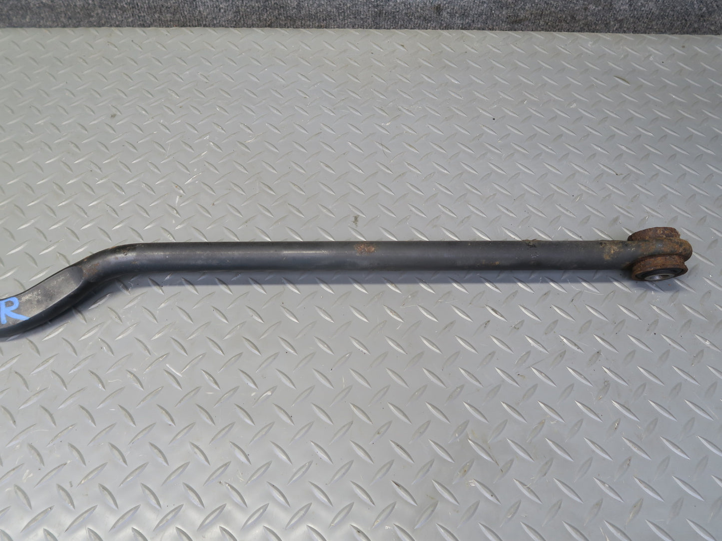 11-18 Jeep Wrangler JK Rear Track Bar OEM