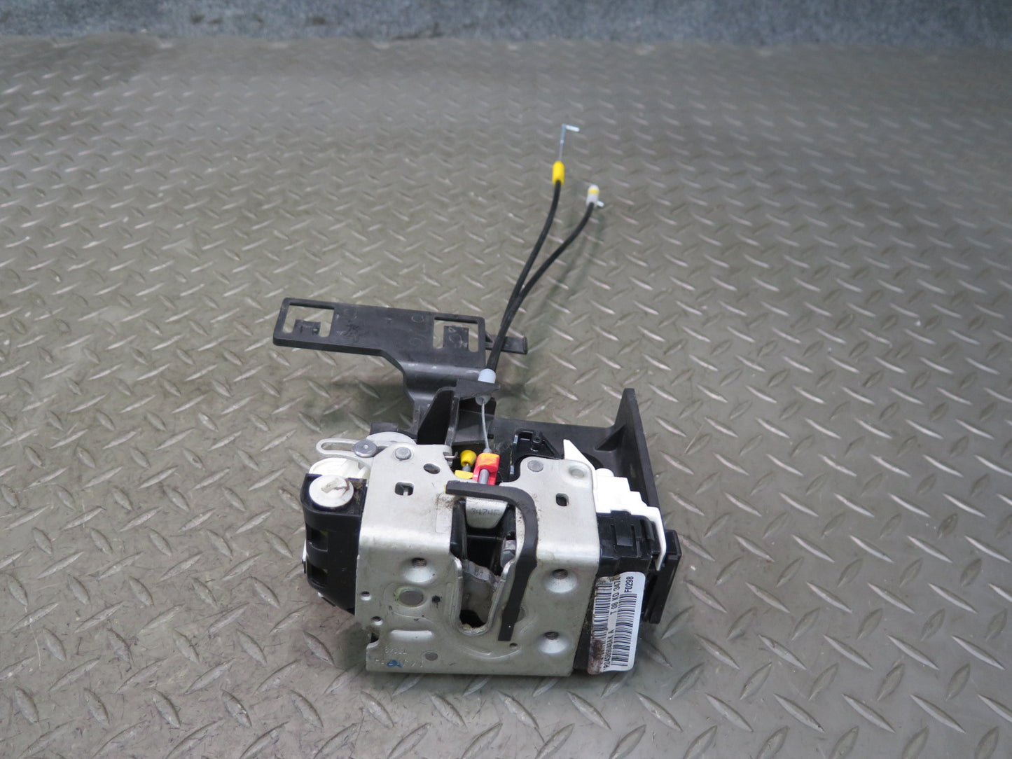 11-17 Jeep Wrangler JK 4-DOOR Rear Right Door Lock Latch Actuator w Cable OEM
