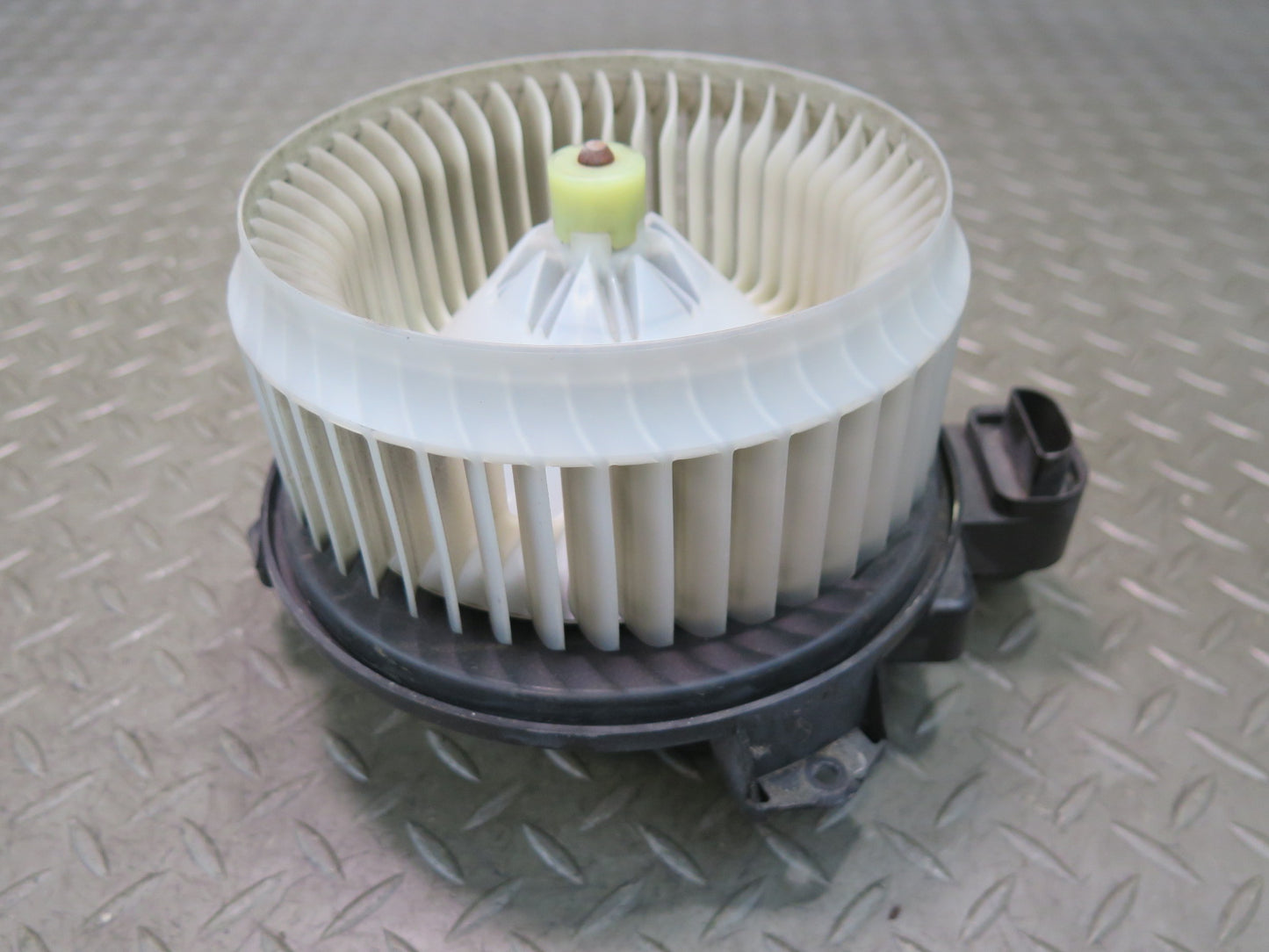 14-18 Jeep Wrangler JK AC Heater Blower Motor Fan OEM