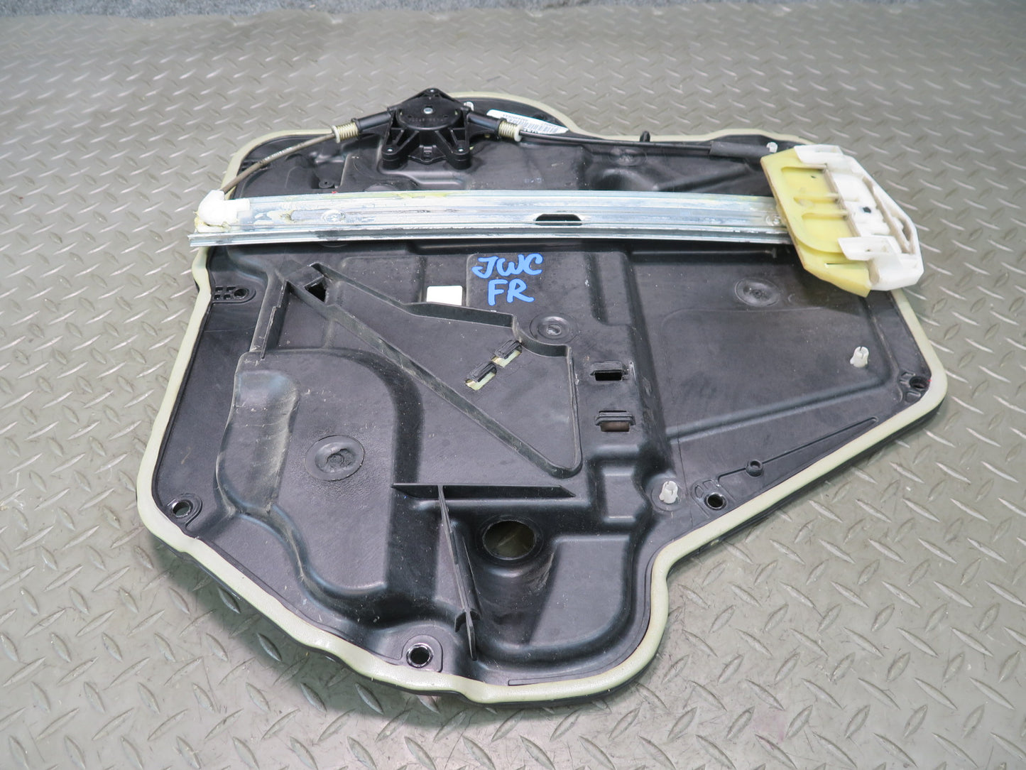 11-17 Jeep Wrangler JK Front Right Passenger Door Window Regulator w Motor OEM