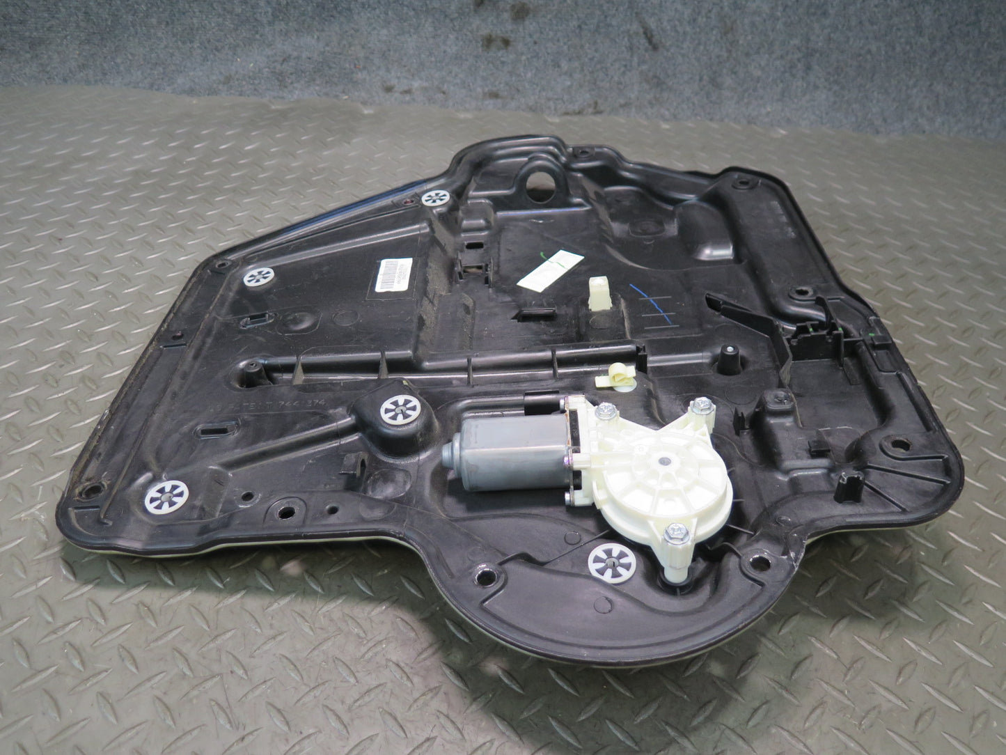 11-17 Jeep Wrangler JK Front Left Driver Door Window Regulator w Motor OEM