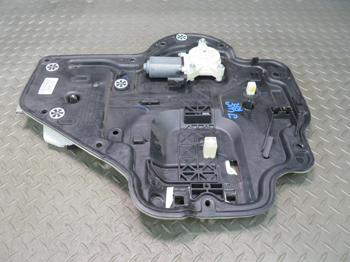 11-17 Jeep Wrangler JK 4-DOOR Rear Right Door Window Regulator w Motor OEM