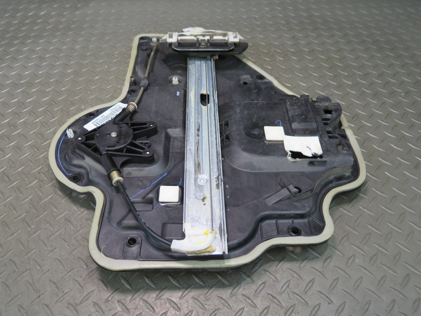 11-17 Jeep Wrangler JK 4-DOOR Rear Right Door Window Regulator w Motor OEM