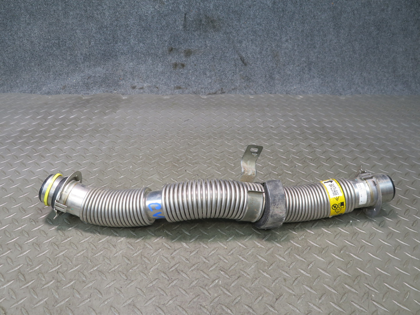 14-19 Chevrolet Corvette C7 Gas Fuel Feed Hose Line Tube Pipe 84120906 OEM