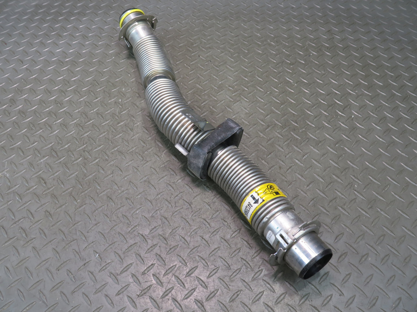 14-19 Chevrolet Corvette C7 Gas Fuel Feed Hose Line Tube Pipe 84120906 OEM