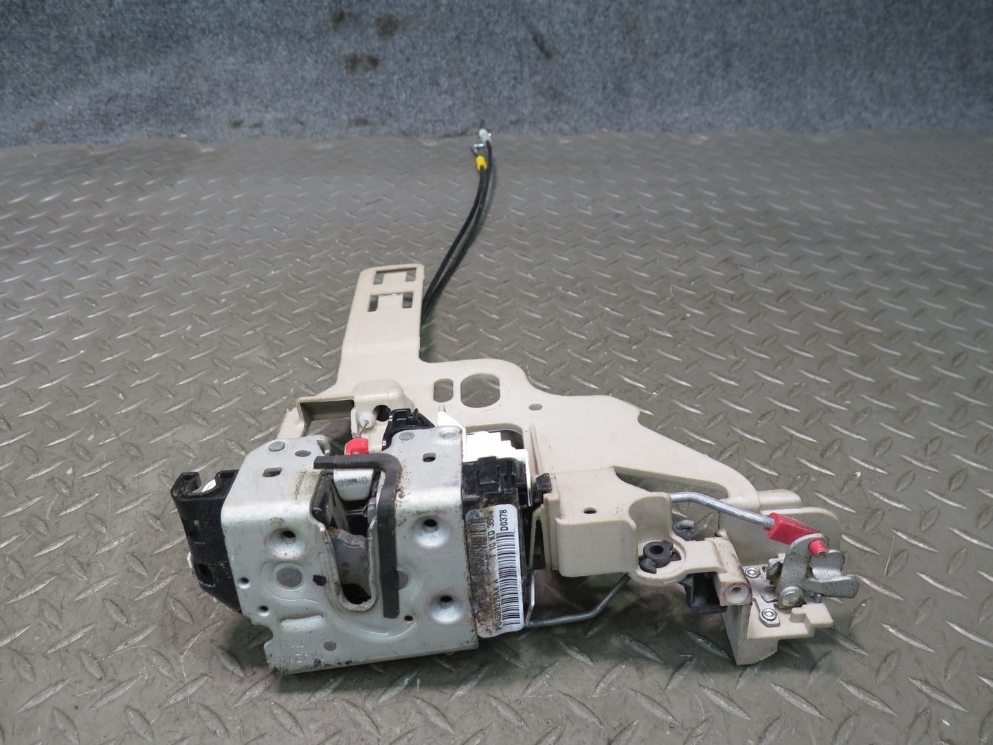 11-17 Jeep Wrangler JK  Front Right Door Latch Actuator 04589276AK OEM