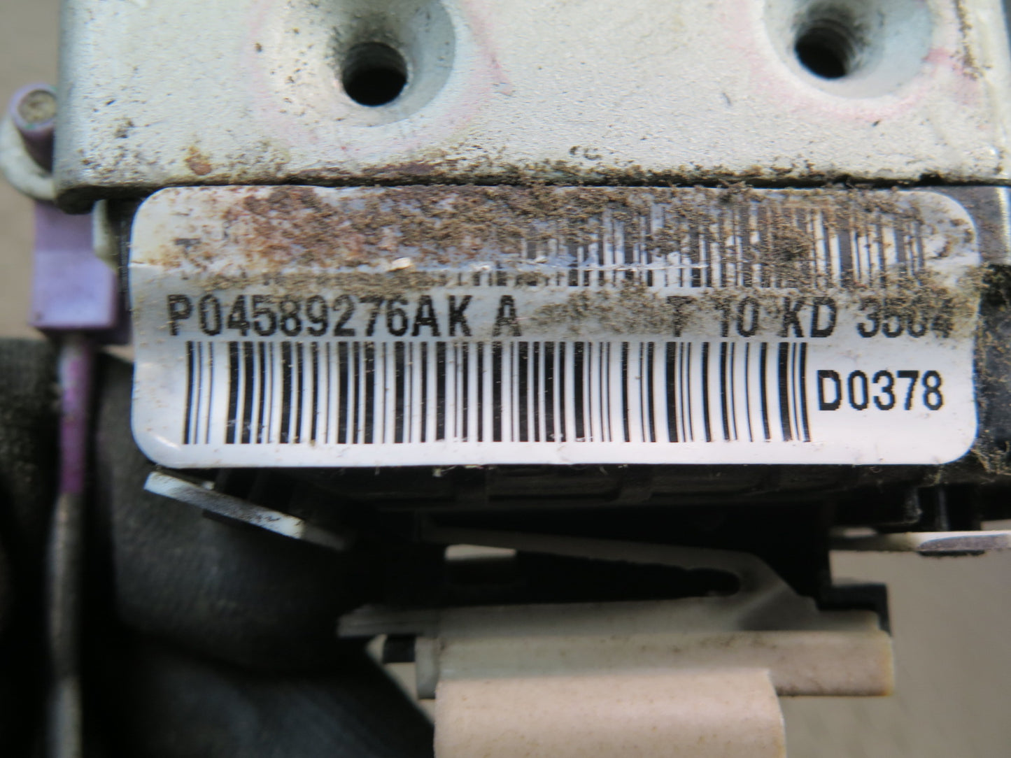 11-17 Jeep Wrangler JK  Front Right Door Latch Actuator 04589276AK OEM