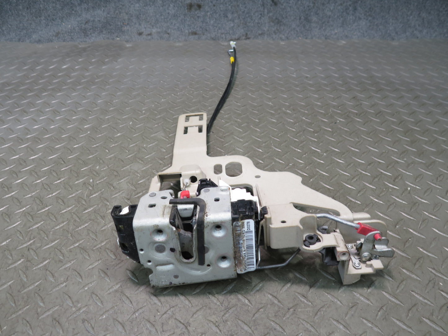 11-17 Jeep Wrangler JK  Front Right Door Latch Actuator 04589276AK OEM