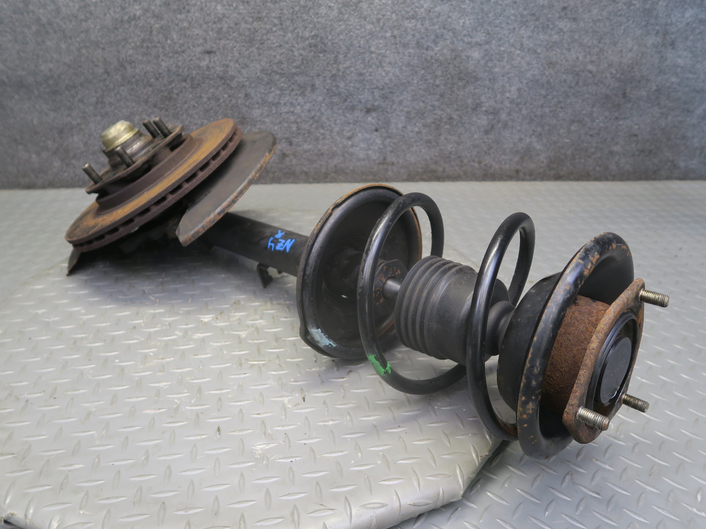 87-89 Nissan Z31 300ZX NA Front Right Spindle Knuckle Wheel Hub Strut Rotor OEM