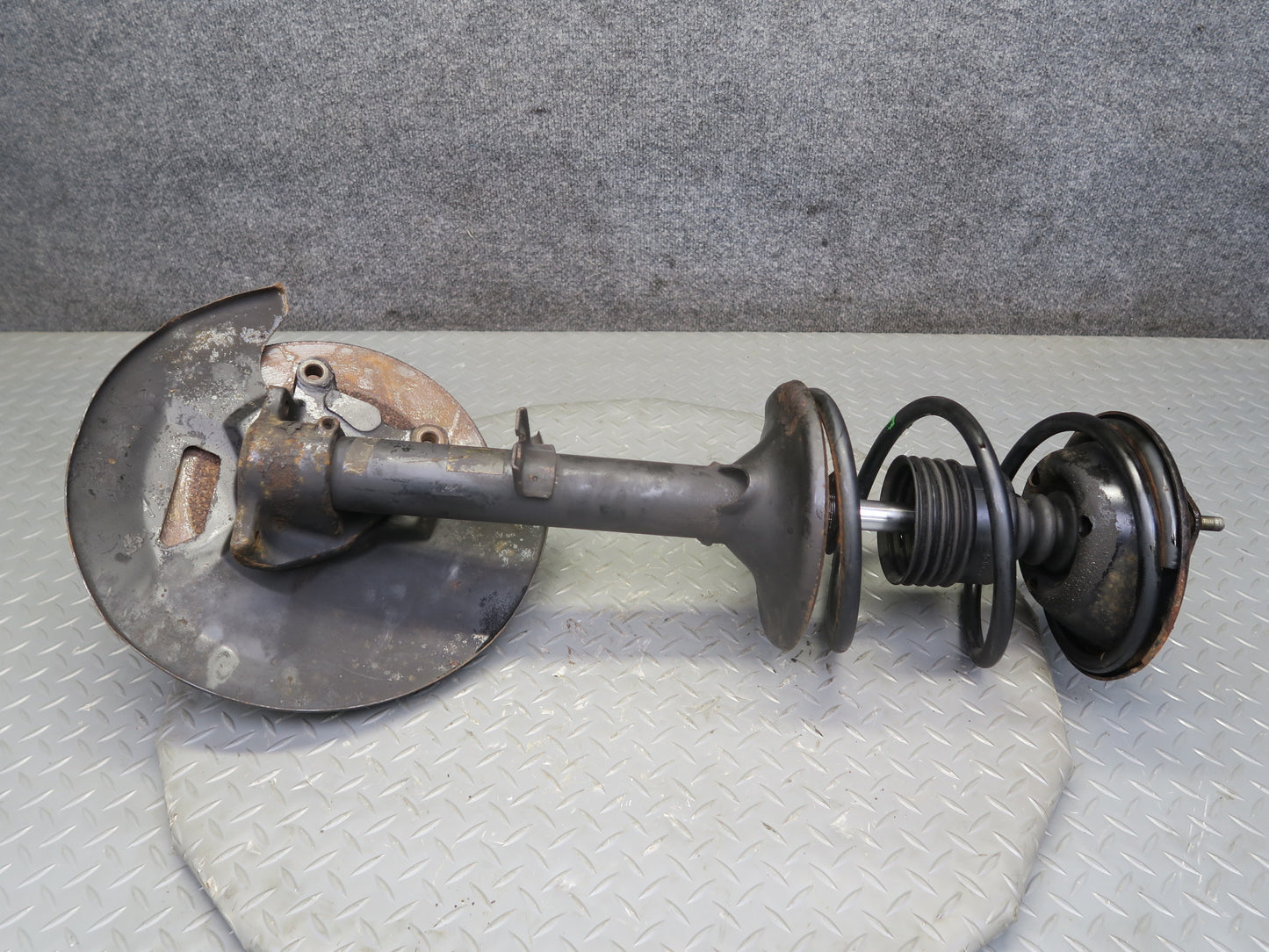 87-89 Nissan Z31 300ZX NA Front Right Spindle Knuckle Wheel Hub Strut Rotor OEM