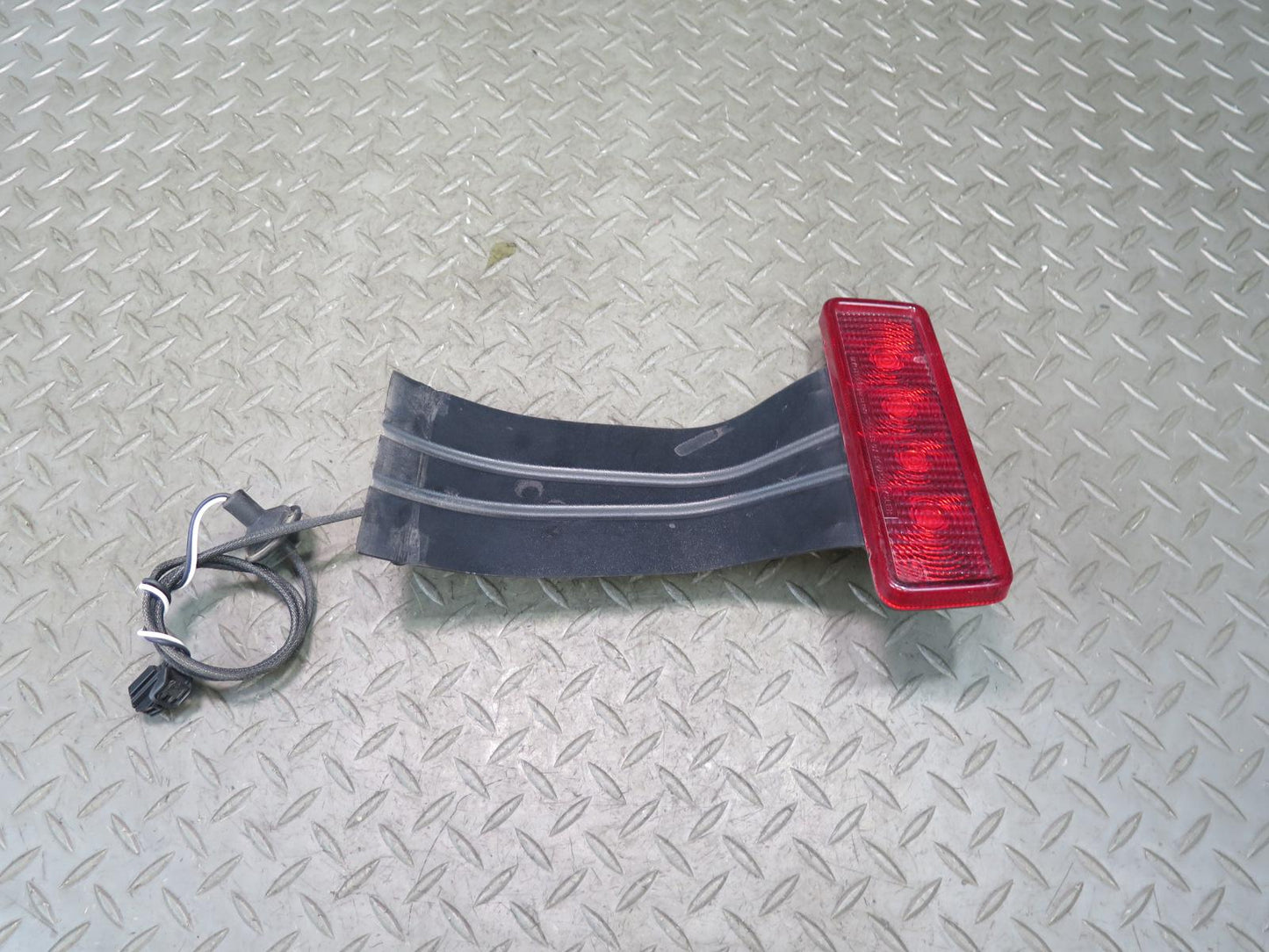 09-17 Jeep Wrangler JK Center High Mounted Stop Light Lamp 68048581AA OEM