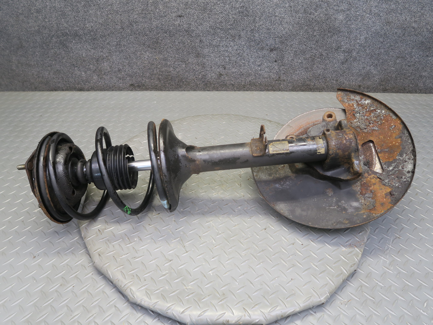 87-89 Nissan Z31 300ZX NA Front Left Spindle Knuckle Wheel Hub Strut Rotor OEM