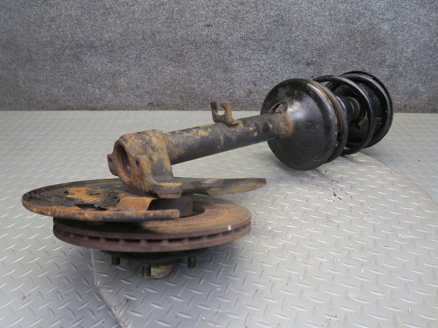 87-89 Nissan Z31 300ZX NA Front Left Spindle Knuckle Wheel Hub Strut Rotor OEM