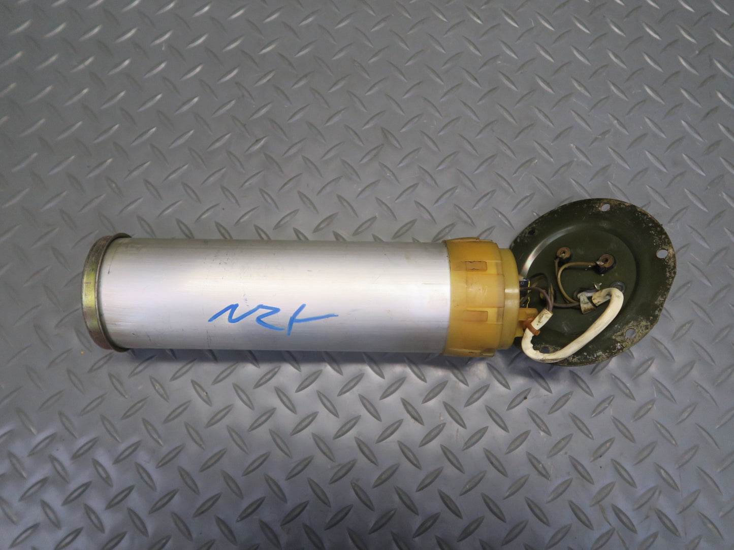 85-89 Nissan Z31 300ZX VG30E NA Fuel Pump w Sending Unit Set OEM