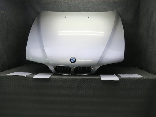 99-03 BMW E39 540ia Front Hood Bonnet Shell Panel Titan Silver OEM