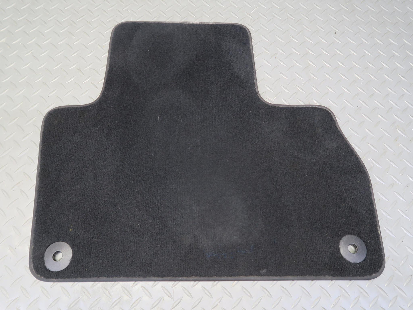 2017-2020 Maserati Levante M161 Front & Rear Carpet Floor MAT Cover Set