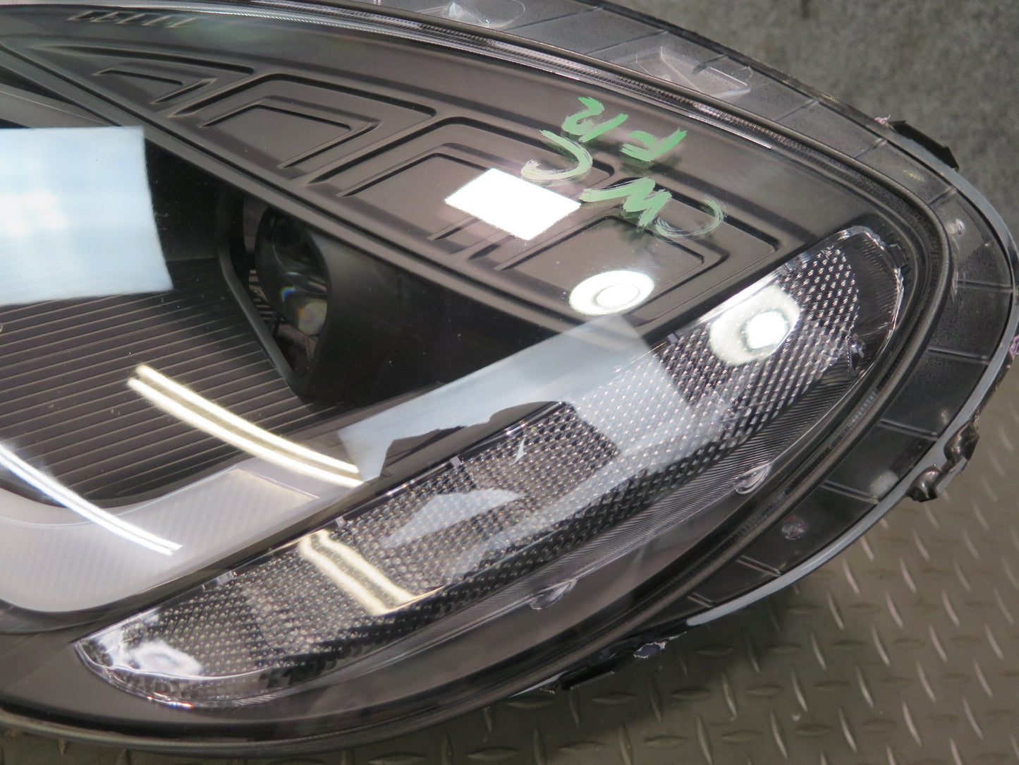 05-13 Chevrolet Corvette C6 Front Left LED Headlight Lamp Aftermarket