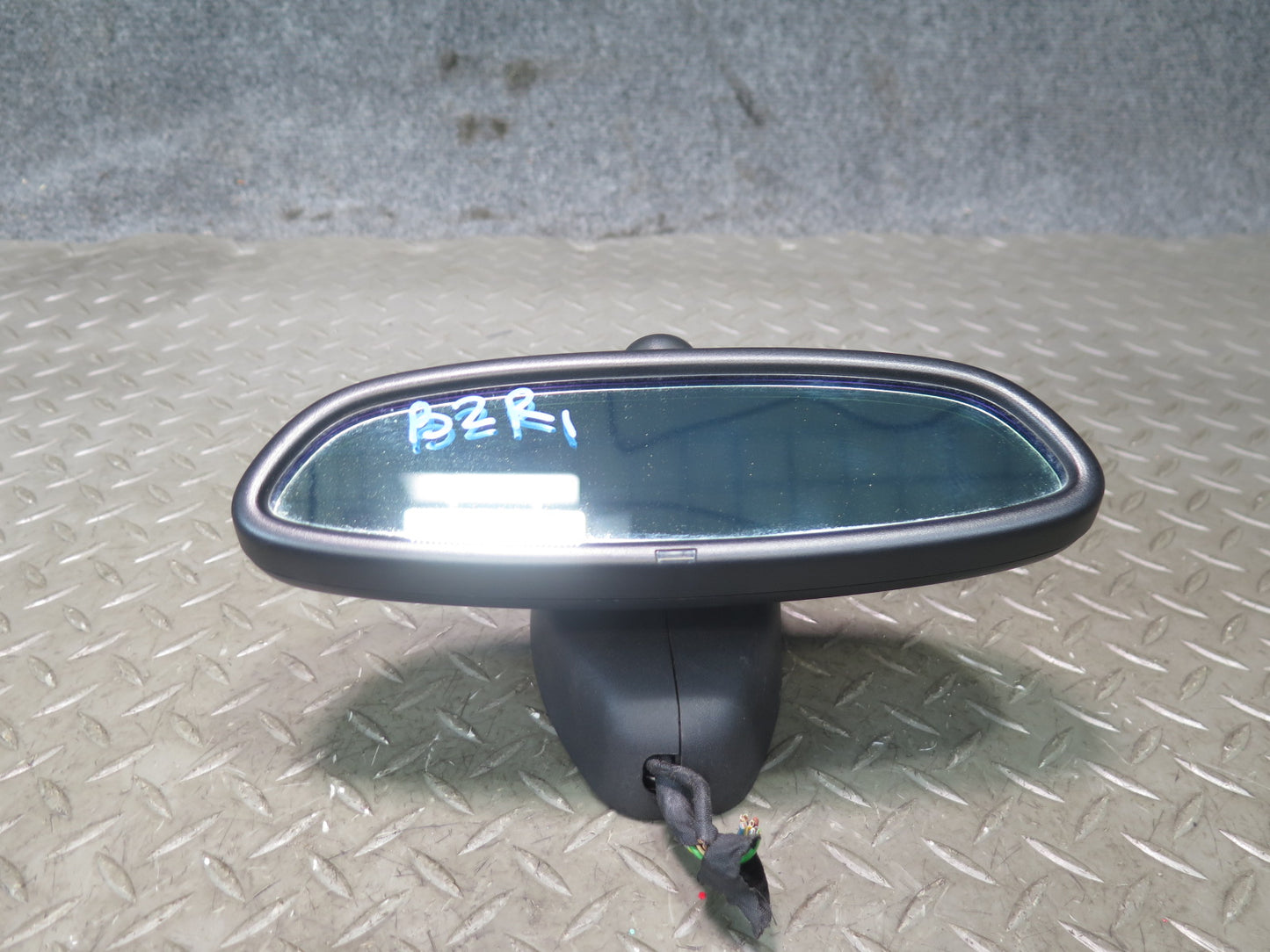 03-08 BMW E85 Z4 Auto Dimming Interior Rear View Mirror EC LED w Rain Sensor OEM