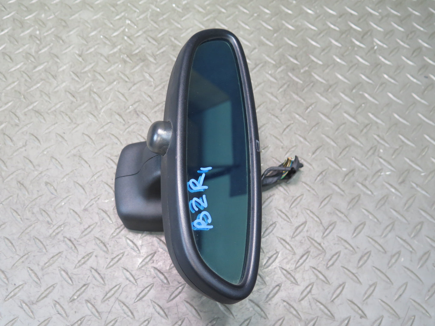 03-08 BMW E85 Z4 Auto Dimming Interior Rear View Mirror EC LED w Rain Sensor OEM