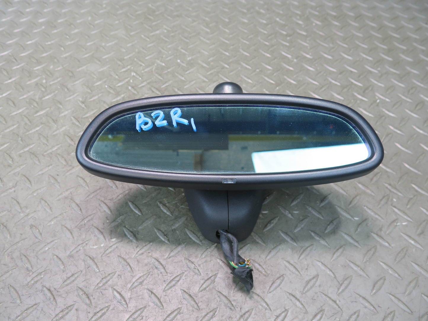 03-08 BMW E85 Z4 Auto Dimming Interior Rear View Mirror EC LED w Rain Sensor OEM