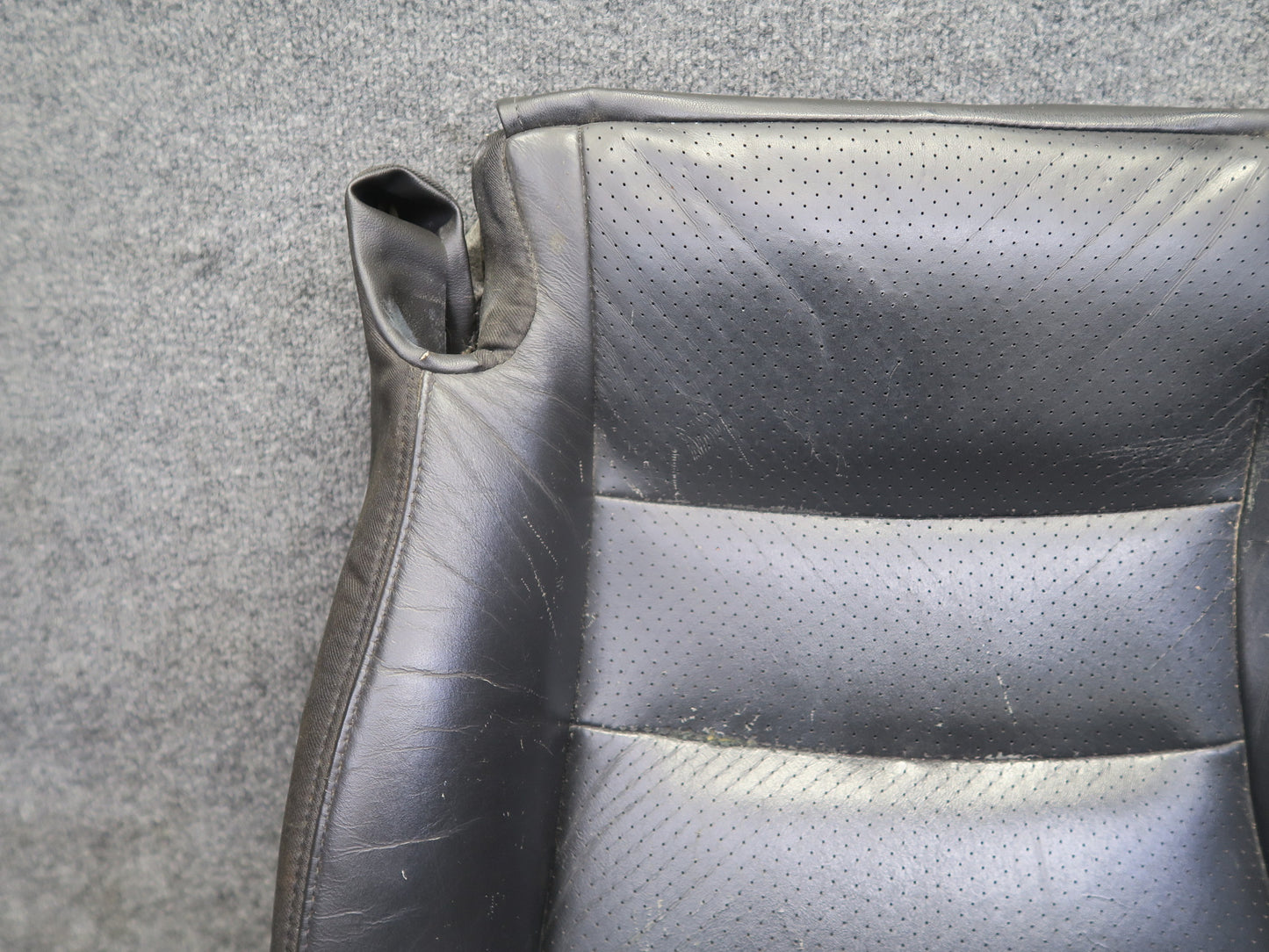 05-10 Chevrolet Corvette C6 Front Left Seat Lower Leather Cushion Black OEM