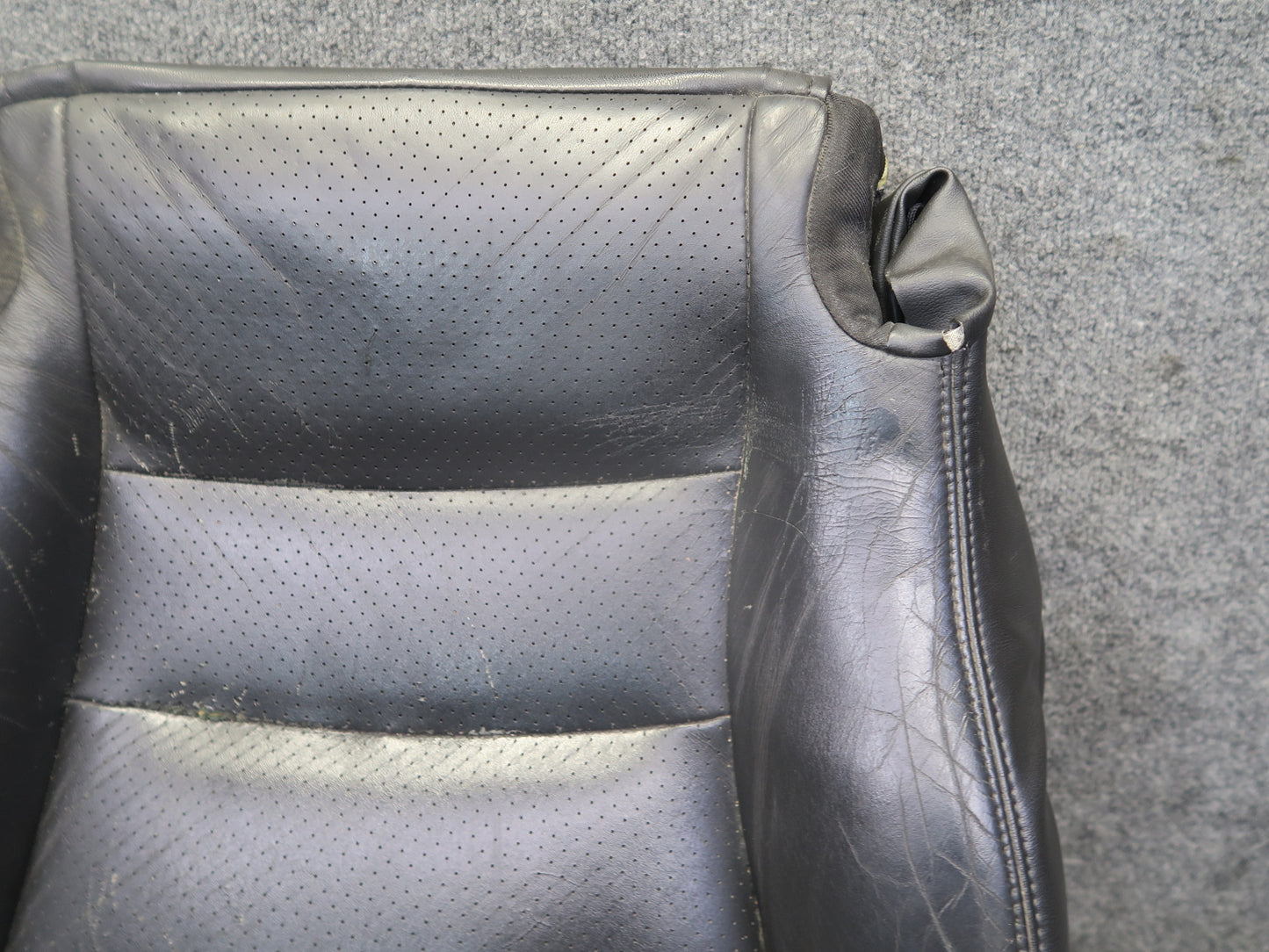 05-10 Chevrolet Corvette C6 Front Left Seat Lower Leather Cushion Black OEM