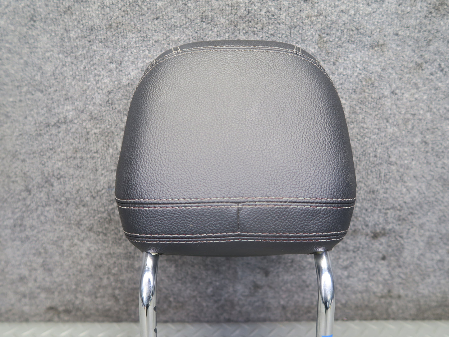 12-15 Mercedes W166 Ml-class Set of 2 Front Left & Right Seat Headrest Black OEM