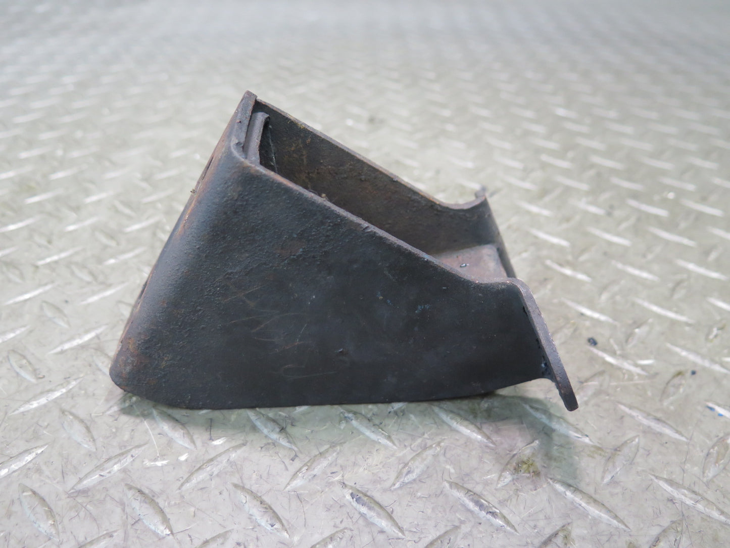 79-83 Datsun 280ZX A/T Set of 2 Left & Right Engine Motor Mount Bracket OEM