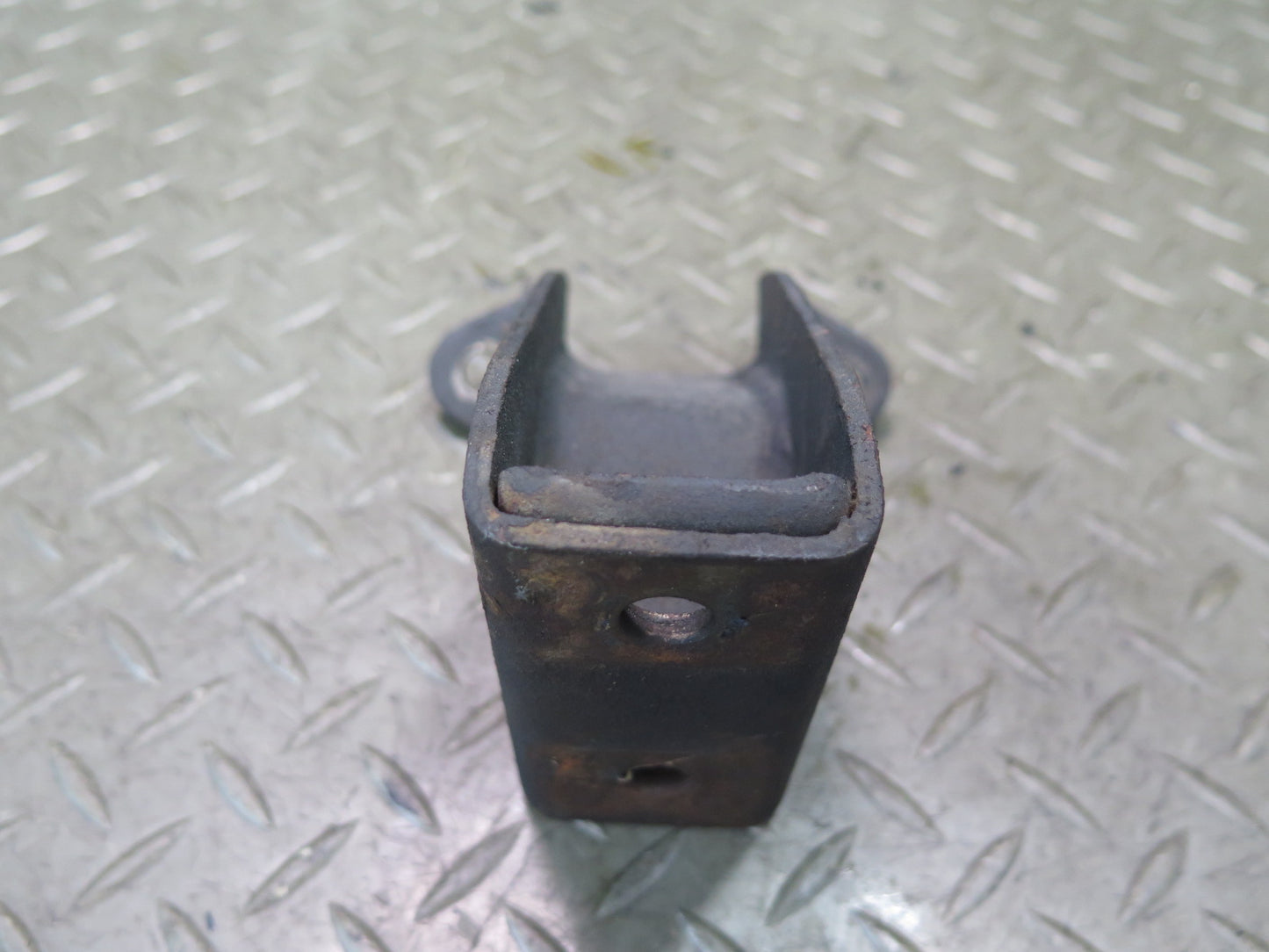 79-83 Datsun 280ZX A/T Set of 2 Left & Right Engine Motor Mount Bracket OEM