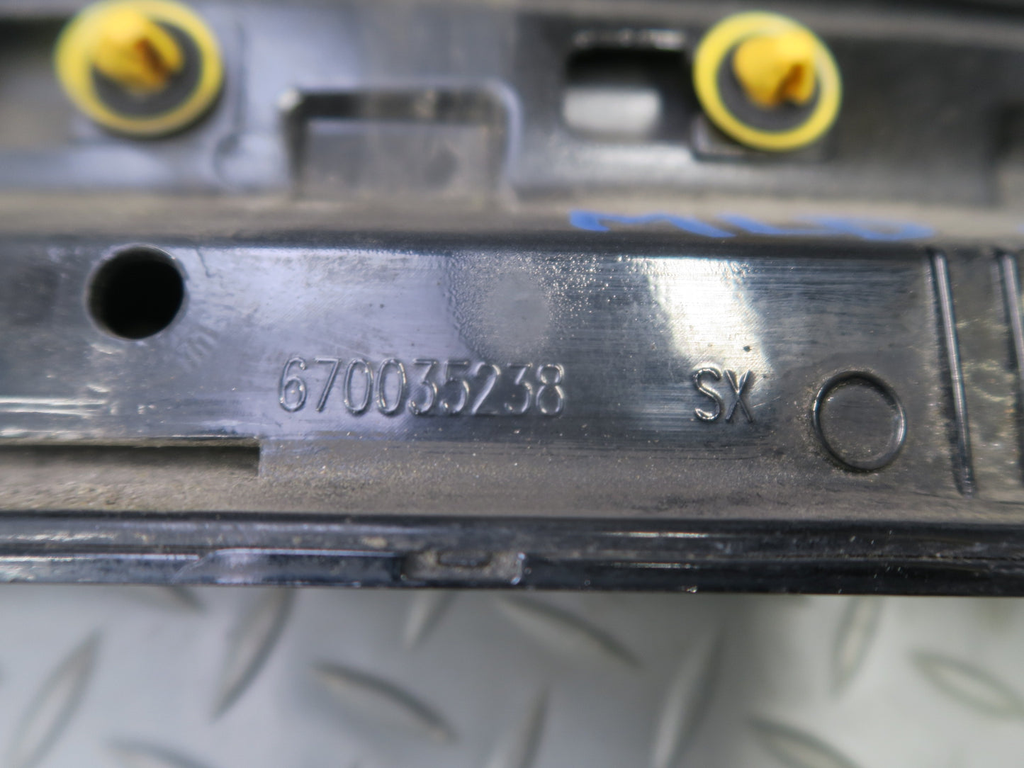2017-2020 Maserati Levante M161 Rear Left Door Lower Trim Molding 670035238