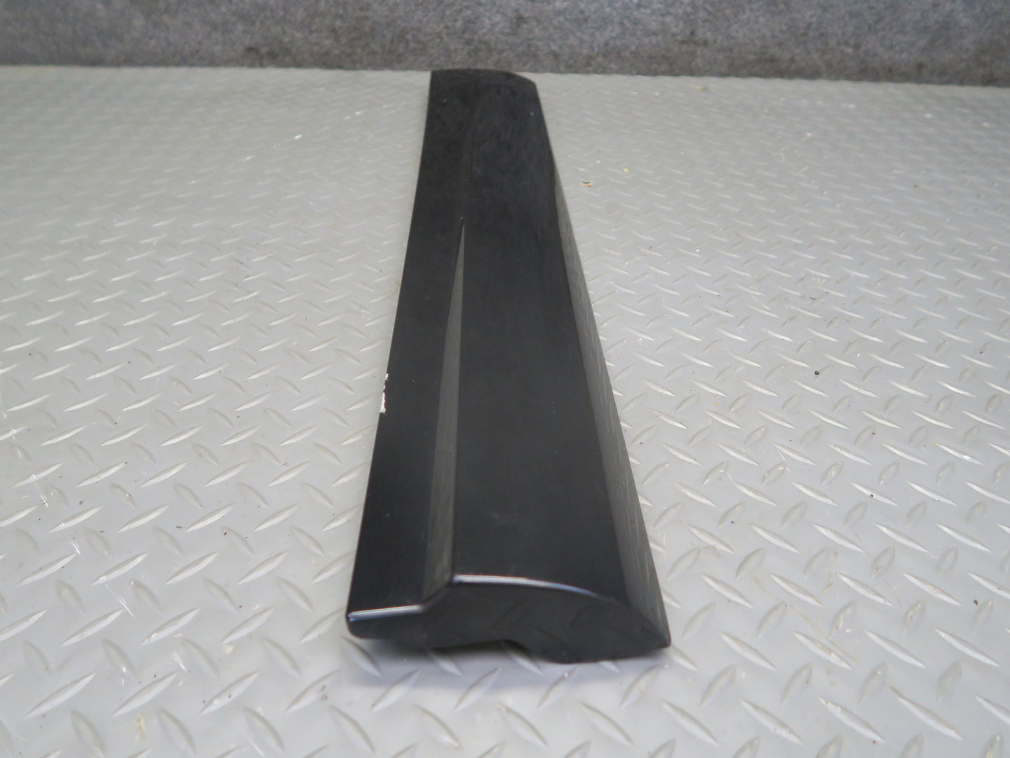 2017-2020 Maserati Levante M161 Rear Left Door Lower Trim Molding 670035238