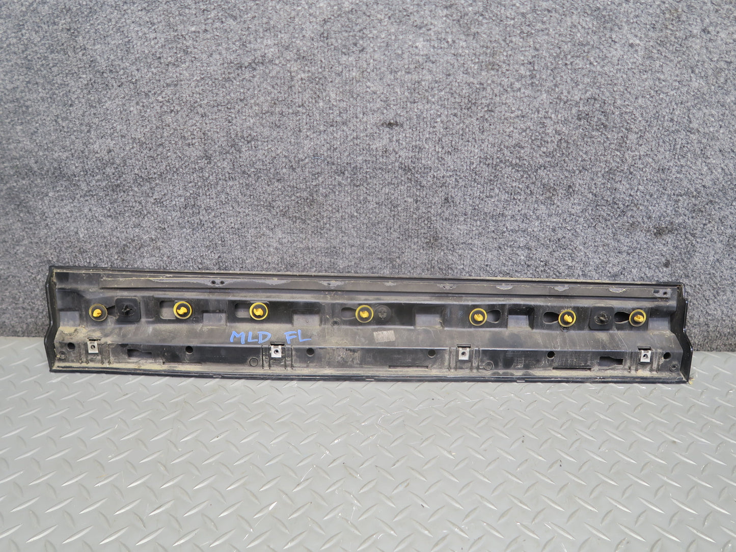2017-2020 Maserati Levante M161 Rear Left Door Lower Trim Molding 670035238