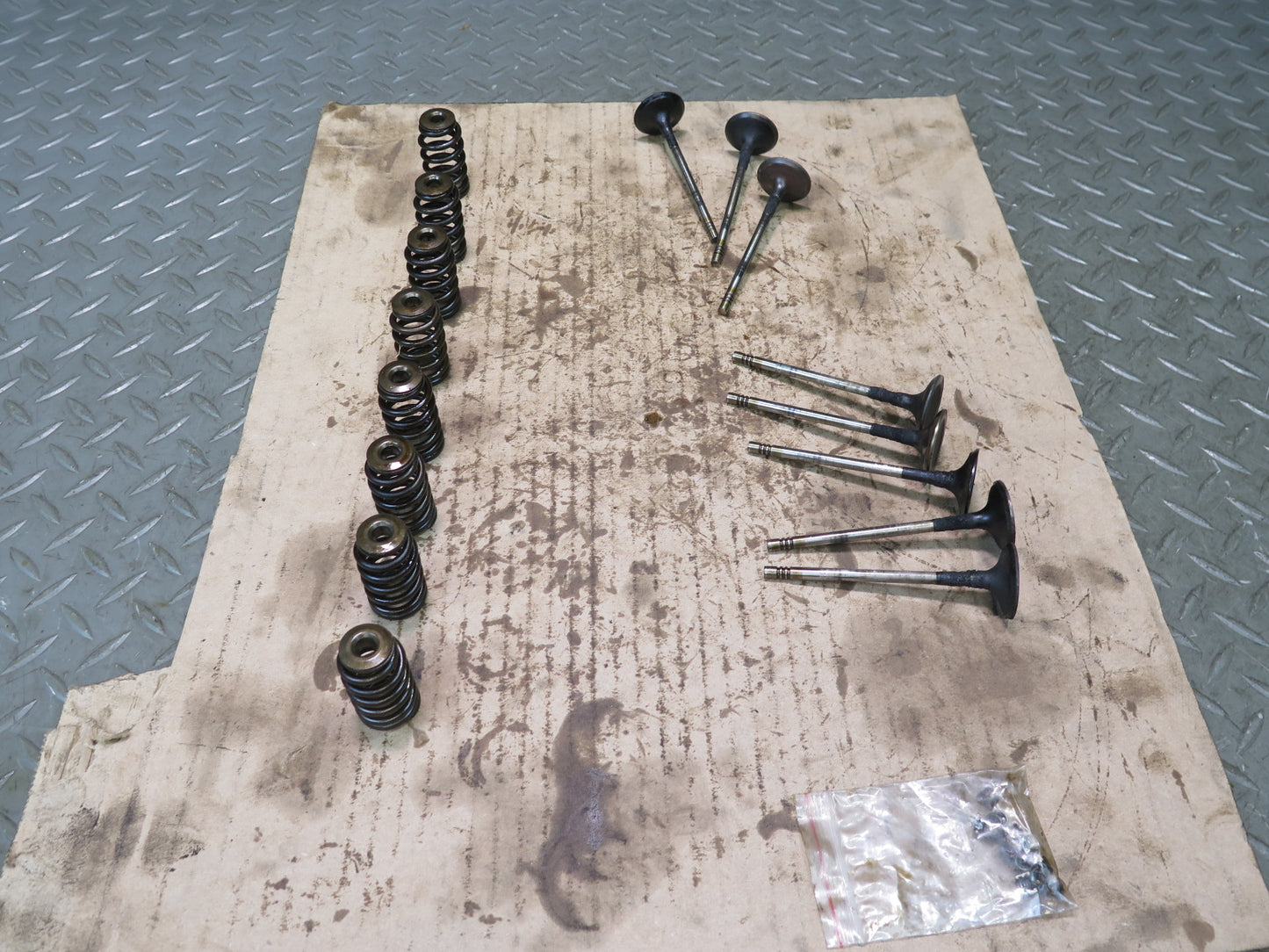 11-13 Mini Cooper S R55 R56 R57 R58 1.6L N18 Engine Intake Valve Spring Set OEM