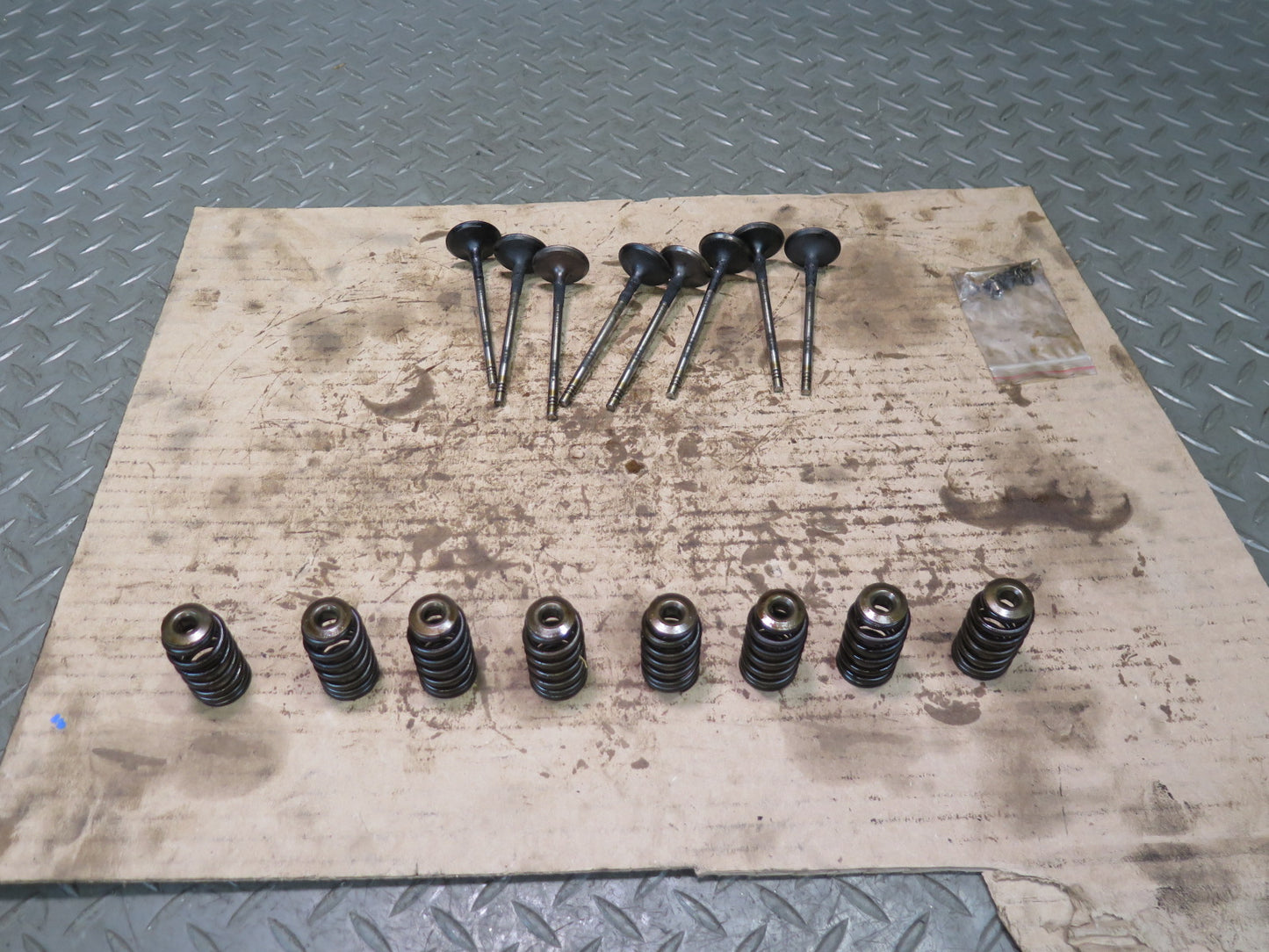 11-13 Mini Cooper S R55 R56 R57 R58 1.6L N18 Engine Intake Valve Spring Set OEM