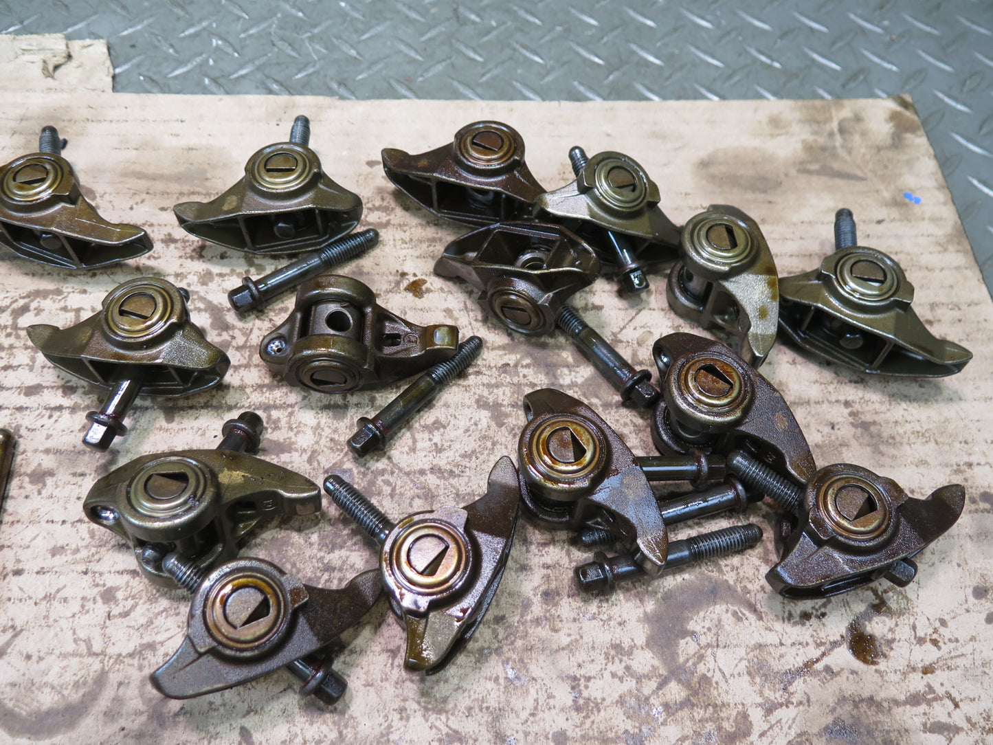 2003-2007 Hummer H2 6.0L V8 Engine Motor Rocker Arm Support Push Rod Lifter Set