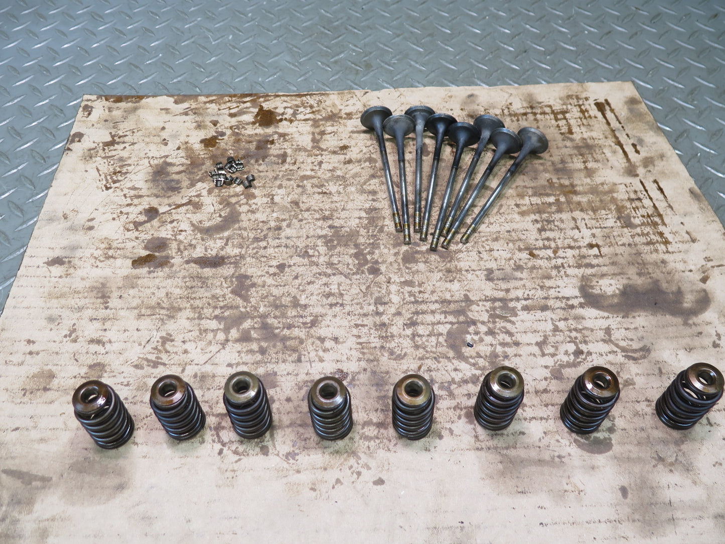 07-15 Mini S R55 R56 R57 R58 1.6L N18 Engine Outlet Exhaust Valve Spring Set OEM