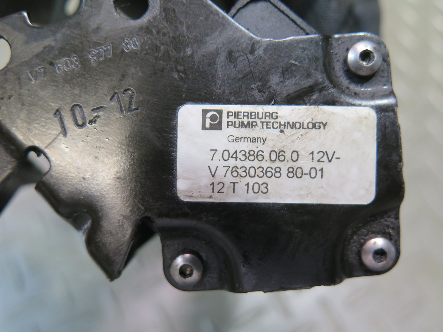 11-15 Mini S R55 R56 R57 R58 N14 N18 Auxiliary Water Coolant Pump 7630368 OEM