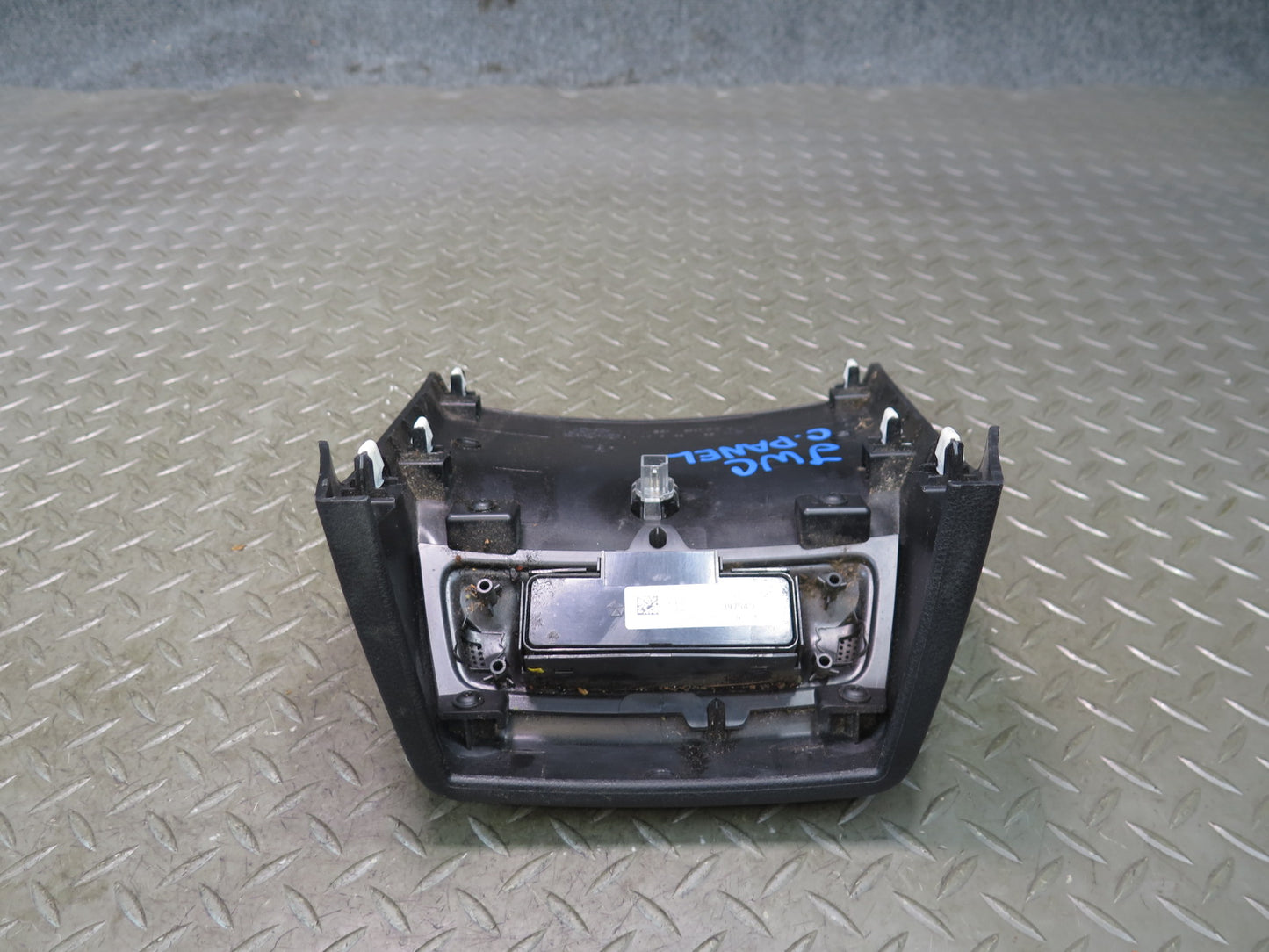 11-18 Jeep Wrangler JK Rear Center Console Trim Cover Panel w Window Switch OEM
