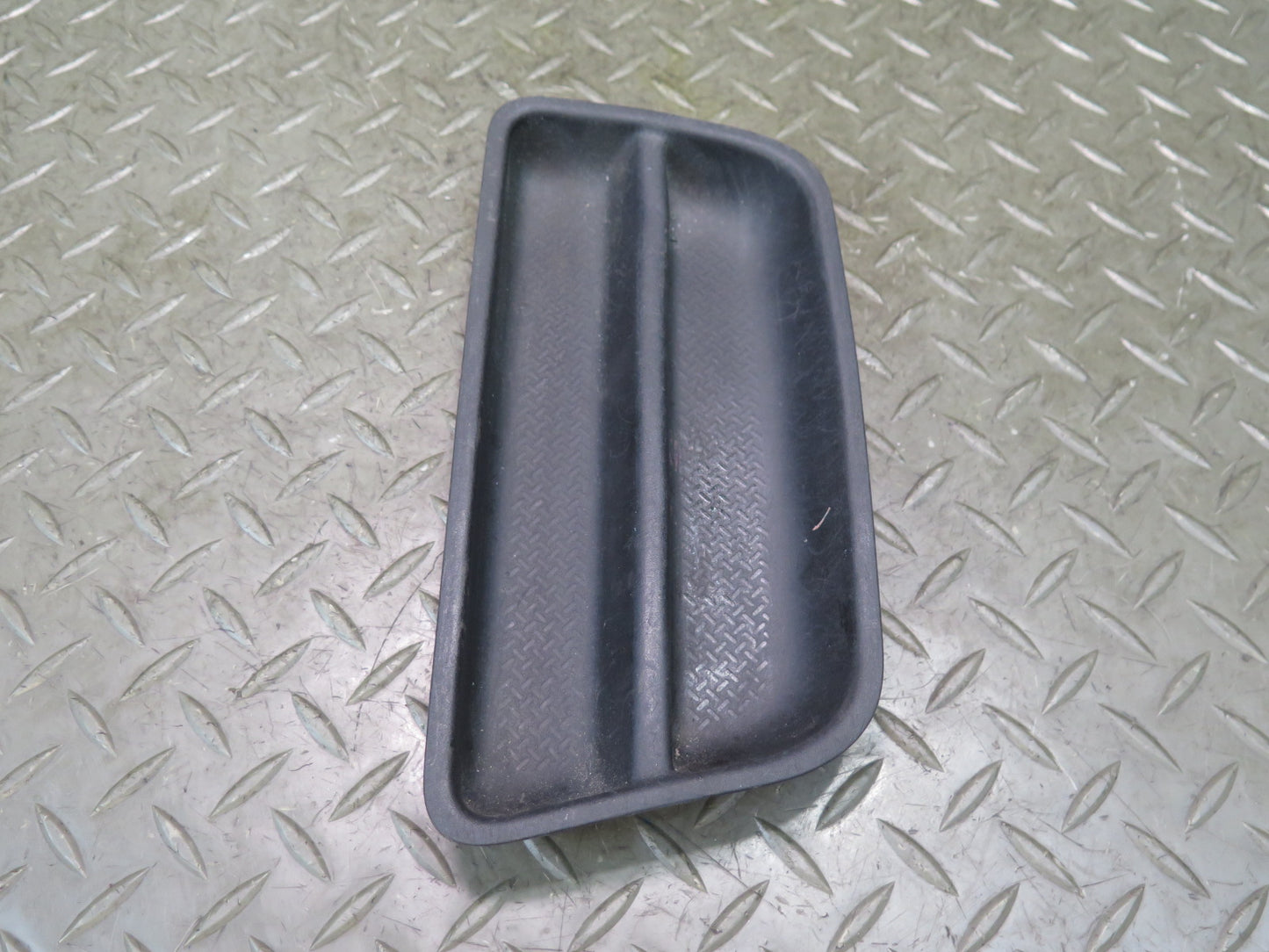 11-18 Jeep Wrangler JK Dash Upper Rubber Insert Liner Tray OEM