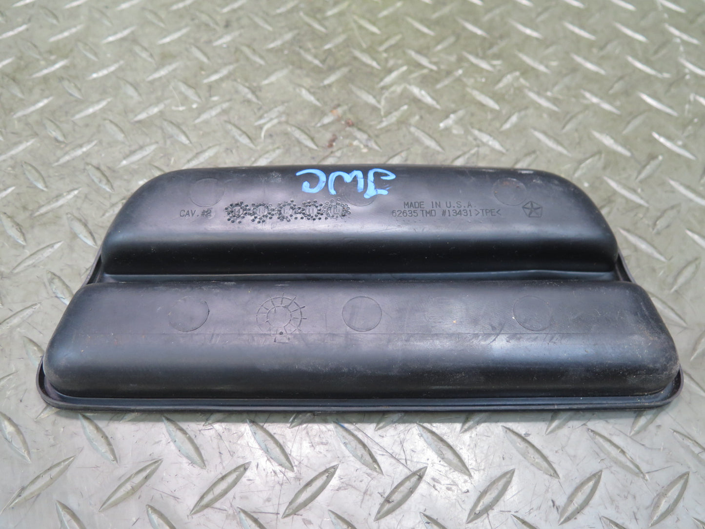 11-18 Jeep Wrangler JK Dash Upper Rubber Insert Liner Tray OEM