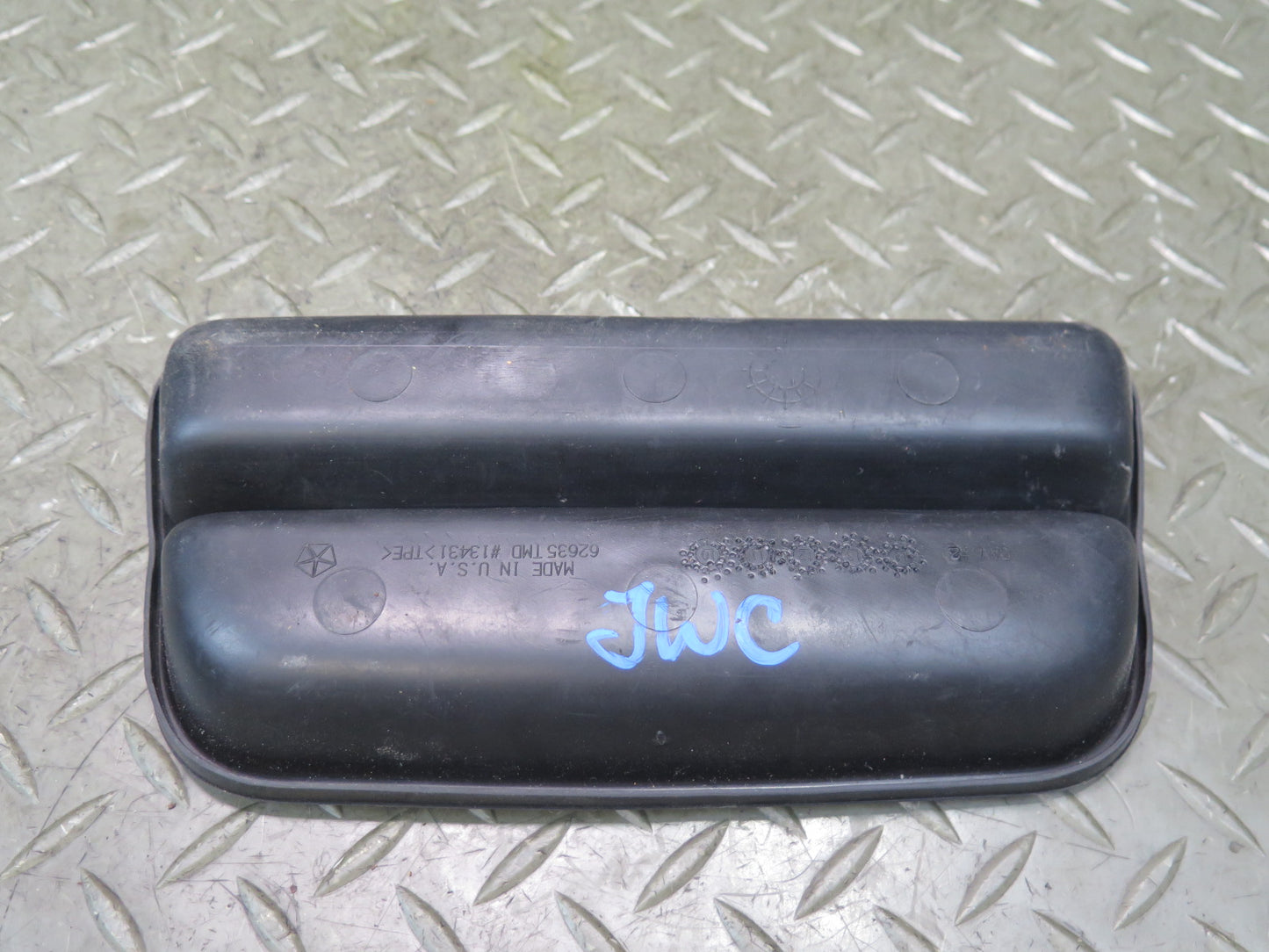 11-18 Jeep Wrangler JK Dash Upper Rubber Insert Liner Tray OEM