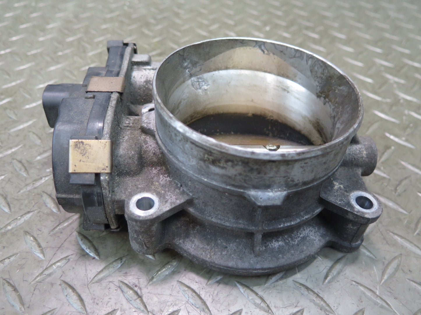 2010-2014 Cadillac Escalade Engine Motor Throttle Body