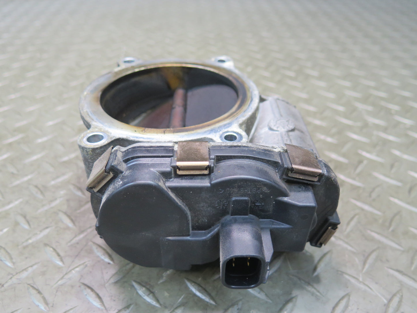 2010-2014 Cadillac Escalade Engine Motor Throttle Body