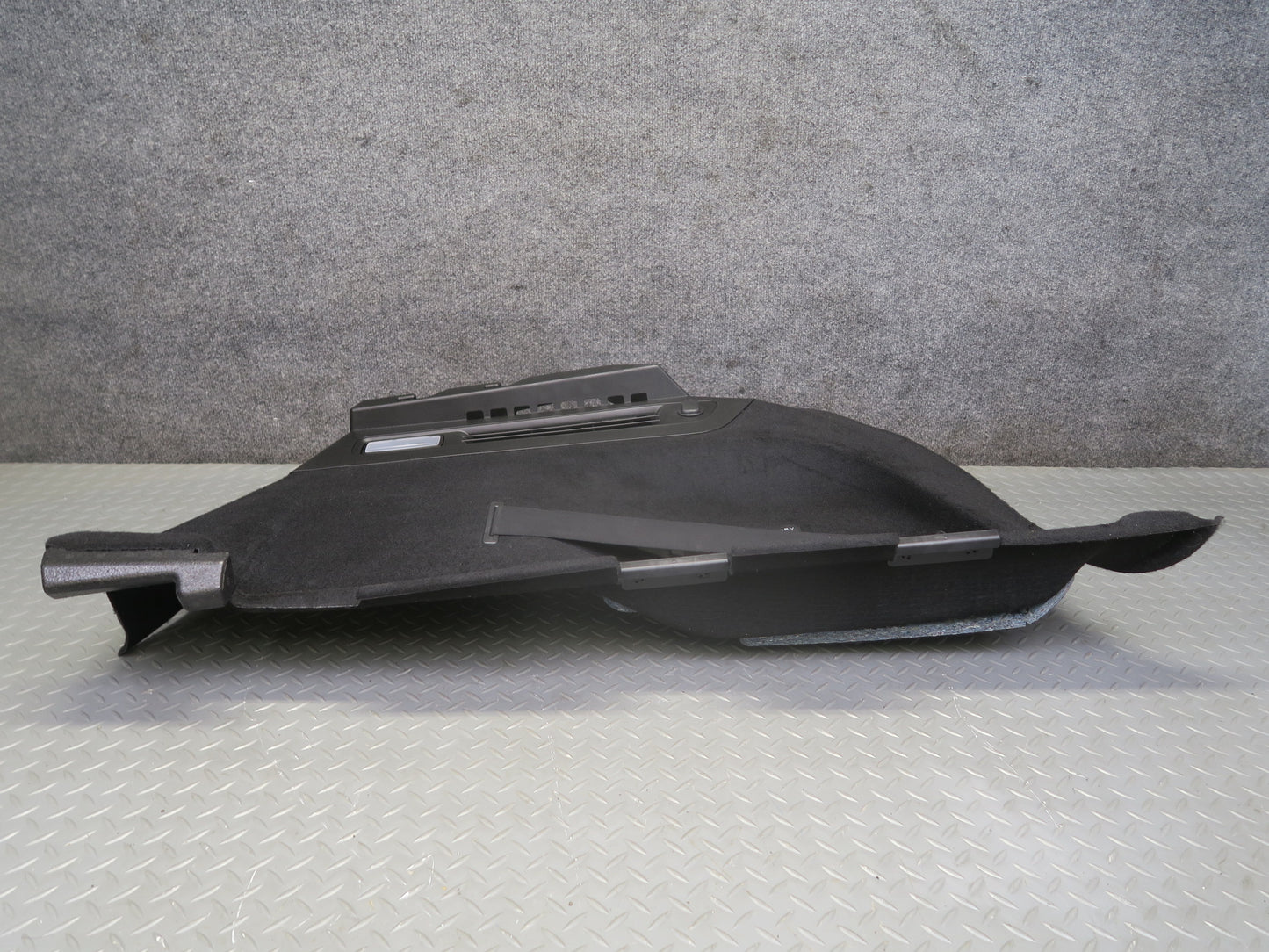 2017-2020 Maserati Levante M161 Rear Right Quarter Trunk Side Trim Cover Panel
